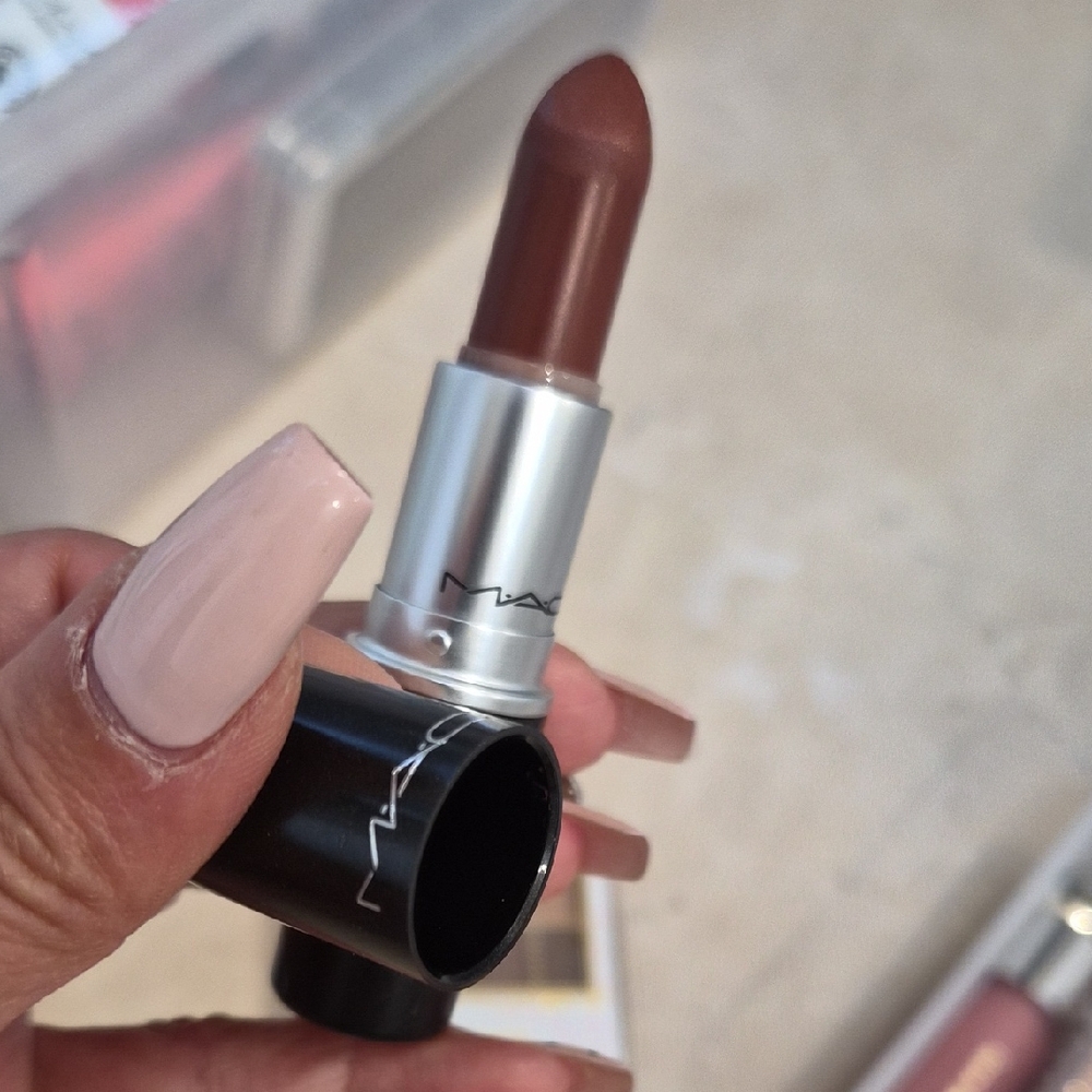 MAC Cosmetics Rich Brown Lipstick